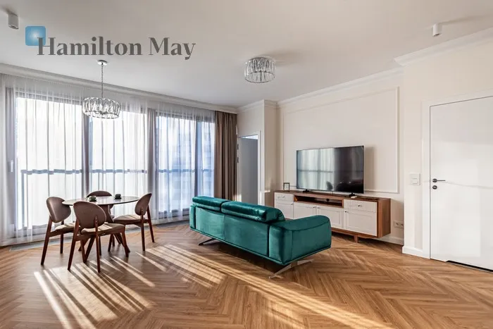 City: Warszawa Street: Kolejowa Region: Wola Subregion: Czyste Distance to centre: 2.21 km Level: 3 Price: 5500 PLN Bedrooms: 1 Bathrooms: 1 Size: 50m2 Price/m2: 110 PLN - slider