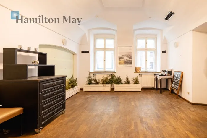 Subregion: Kazimierz Price: 15000 PLN Bedrooms: null Bathrooms: null Plot size: nullm2 Layout: null Price/m2: 100 PLN - slider