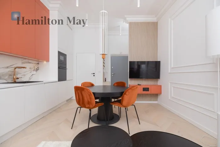 City: Kraków Street: Starowiślna Region: Stare Miasto Subregion: Kazimierz Distance to centre: 1 km Level: 2 Price: 3800 PLN Bedrooms: 1 Bathrooms: 1 Size: 46m2 Price/m2: 83 PLN - slider