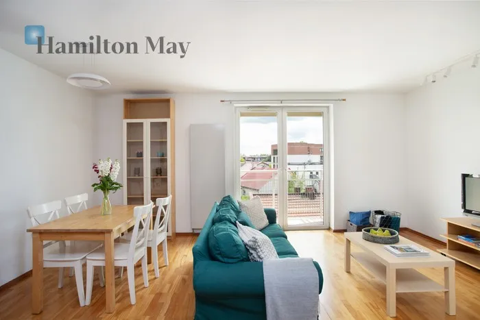 Street: Dobrego Pasterza Region: Prądnik Czerwony Distance to centre: 3.39 km Level: 2 Price: 800000 PLN Bedrooms: 1 Bathrooms: 1 Size: 58.52m2 Price/m2: 13671 PLN - slider