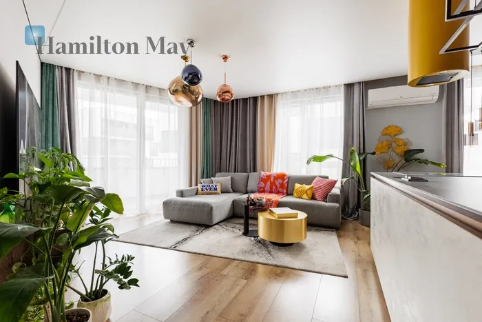 City: Warszawa Street: Wierna Region: Targówek Subregion: Elsnerów Distance to centre: 6.93 km Level: 2 Price: 999000 PLN Bedrooms: 1 Bathrooms: 1 Size: 58.55m2 Price/m2: 17062 PLN - slider
