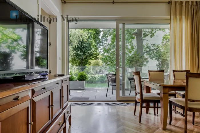 City: Warszawa Street: Morskie Oko Region: Mokotów Subregion: Stary Mokotów Distance to centre: 3.08 km Level: 2 Price: 9500 PLN Bedrooms: 2 Bathrooms: 2 Size: 84m2 - slider