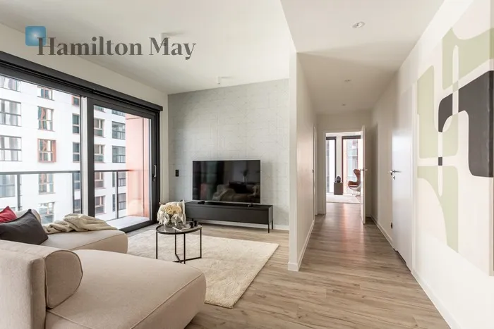 City: Warszawa Street: Prosta Region: Wola Subregion: Czyste Distance to centre: 1.94 km Level: 4 Price: 13500 PLN Bedrooms: 2 Bathrooms: 2 Size: 85m2 Price/m2: 159 PLN - slider