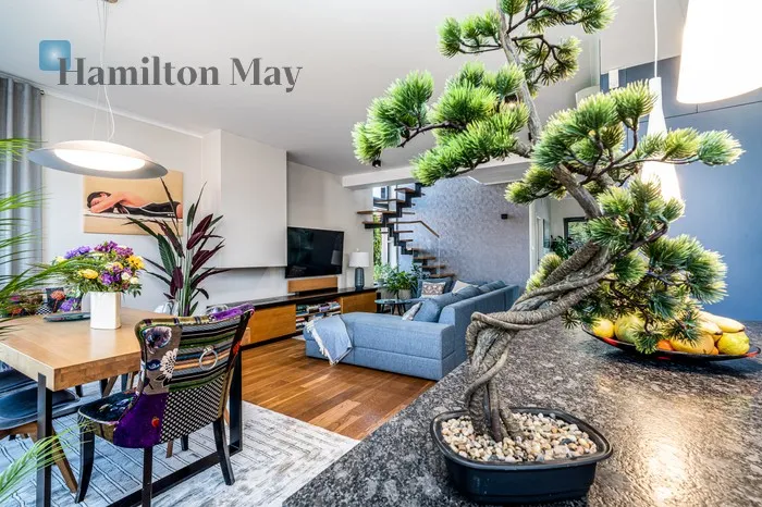 City: Kraków Street: Nowa Górka Region: Prądnik Biały Subregion: Witkowice Distance to centre: 4.7 km Level: 1 Price: 2250000 PLN Bedrooms: 3 Bathrooms: 1 Size: 120m2 Price/m2: 18750 PLN - slider