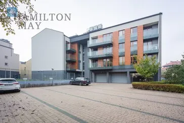 City: Kraków Street: Edmunda Wasilewskiego Region: Dębniki Distance to centre: 1.55 km Level: 4 Price: 14000 PLN Bedrooms: null Bathrooms: null Plot size: nullm2 - slider