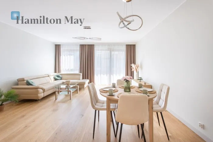 Street: Kazimierza Michalczyka 3a Region: Stare Miasto Distance to centre: 1.42 km Level: 3 Price: 5300 PLN Bedrooms: 2 Bathrooms: 1 Size: 71.5m2 Price/m2: 74 PLN - slider