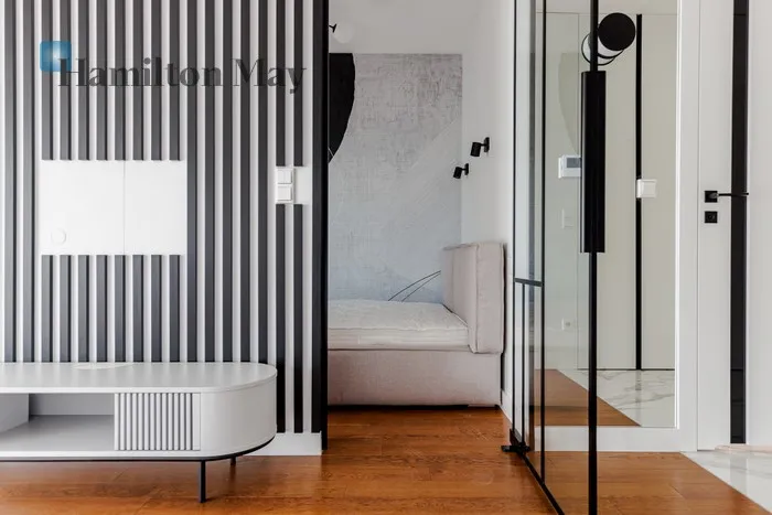 City: Warszawa Street: Elektryczna Region: Śródmieście Subregion: Powiśle Distance to centre: 1.61 km Level: 2 Price: 4750 PLN Bedrooms: 1 Bathrooms: 1 Size: 36m2 Price/m2: 132 PLN - slider