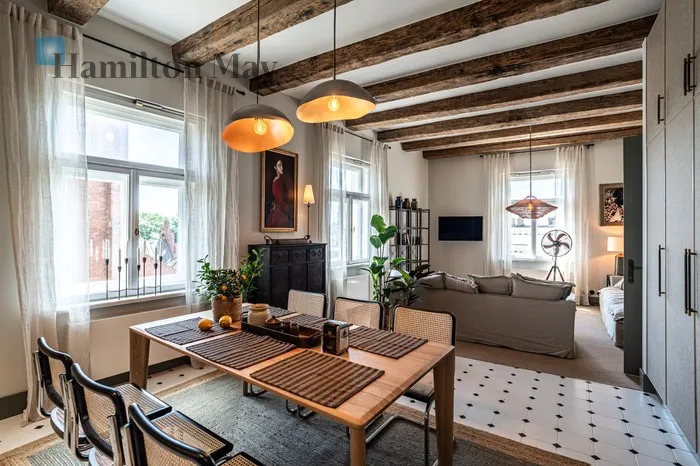 Region: Stare Miasto Distance to centre: 0.29 km Level: 3 Price: 6900 PLN Bedrooms: 1 Bathrooms: 2 - slider