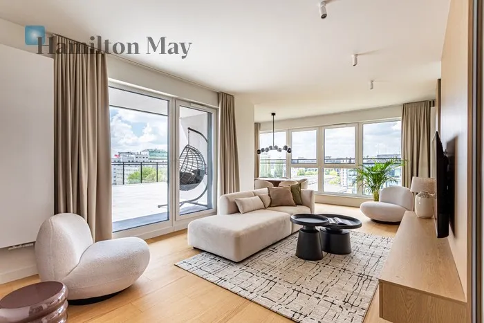 City: Warszawa Street: Domaniewska Region: Mokotów Subregion: Służewiec Distance to centre: 5.29 km Level: 10 Price: 17400 PLN Bedrooms: 3 Bathrooms: 2 Size: 115m2 Price/m2: 151 PLN - slider
