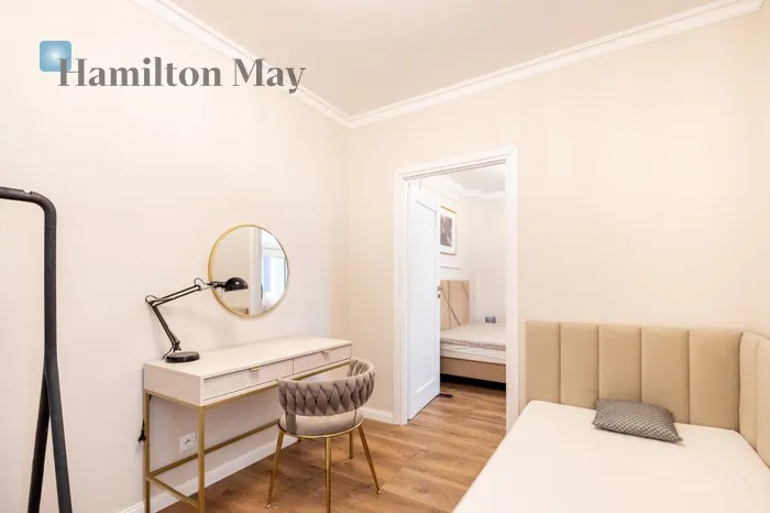 City: Kraków Street: Józefa Dietla Region: Stare Miasto Subregion: Kazimierz - slider