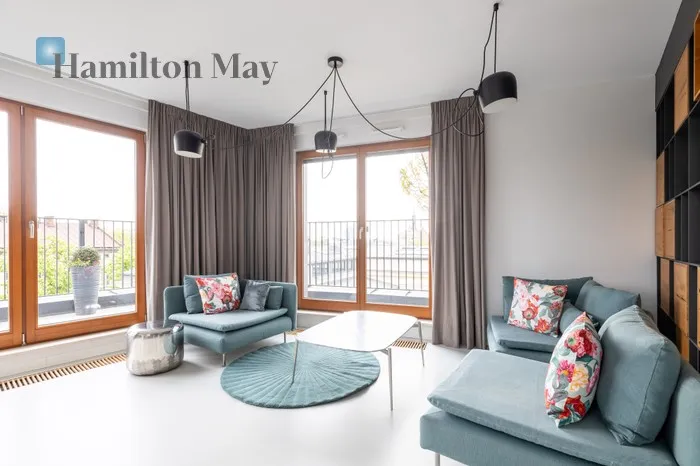 City: Kraków Street: Lubicz Region: Grzegórzki Subregion: Wesoła Distance to centre: 0.92 km Level: 4 Price: 7500 PLN Bedrooms: 1 Bathrooms: 1 Size: 80m2 Price/m2: 94 PLN - slider
