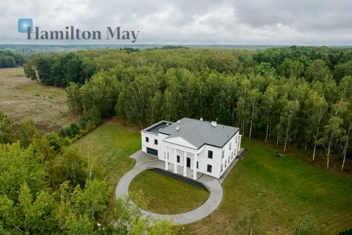 Bedrooms: 8 - slider