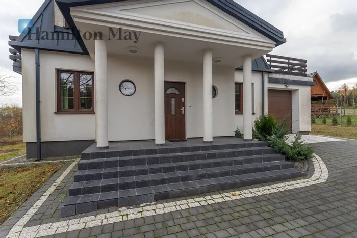 Bathrooms: 2 Plot size: 1100m2 Price/m2: 7450 PLN - slider