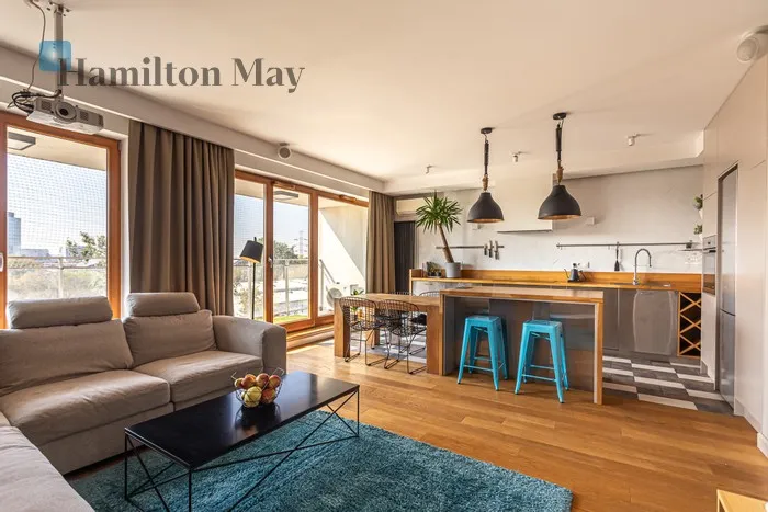 Region: Wola Subregion: Czyste Distance to centre: 2.98 km Level: 4 Price: 7000 PLN Bedrooms: 2 Bathrooms: 2 Size: 78m2 Price/m2: 90 PLN - slider