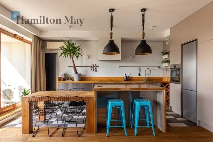 Street: Brylowska Region: Wola Subregion: Czyste Distance to centre: 2.98 km Level: 4 Price: 6800 PLN Bedrooms: 2 Bathrooms: 2 Size: 78m2 Price/m2: 87 PLN - slider