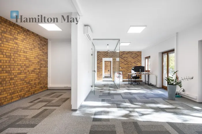 City: Kraków Street: Filipa Eisenberga Region: Grzegórzki Distance to centre: 2.32 km Level: 1 Price: 10500 PLN Bedrooms: null Bathrooms: null Plot size: nullm2 Layout: null Price/m2: 81 PLN - slider