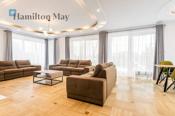 City: Warszawa Street: Chorągwi Pancernej Region: Wilanów Subregion: Wilanów Niski Distance to centre: 7.53 km Level: 3 Price: 7900 PLN Bedrooms: 2 Bathrooms: 1 - slider