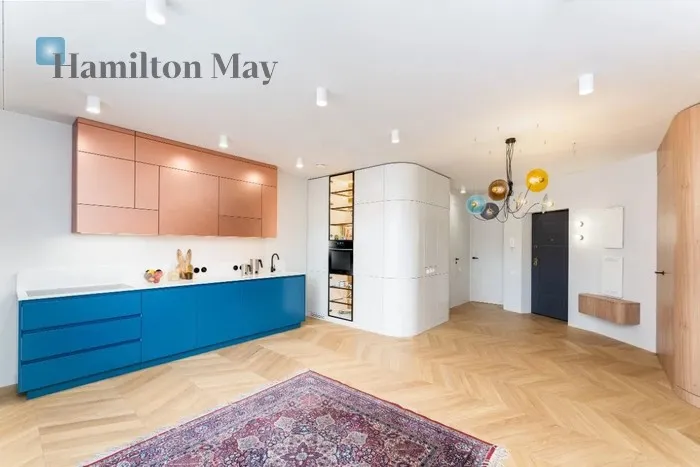 City: Kraków Street: Fryderyka Chopina Region: Krowodrza Distance to centre: 1.34 km Level: 2 Price: 1678000 PLN Bedrooms: 2 Bathrooms: 1 - slider