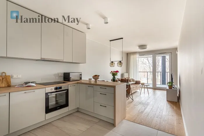 City: Warszawa Street: Szwedzka Region: Praga-Północ Subregion: Nowa Praga Distance to centre: 4.21 km Level: 4 Price: 1438617 PLN Bedrooms: 2 Bathrooms: 1 Size: 69.49m2 - slider