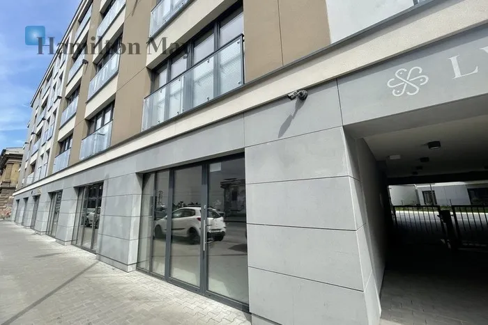 City: Kraków Street: Lwowska Region: Podgórze Distance to centre: 2.25 km Price: 7770 PLN Bedrooms: null Bathrooms: null Plot size: nullm2 Layout: fixed Price/m2: 111 PLN - slider