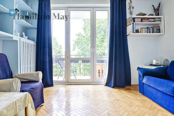 City: Warszawa Street: Fryderyka Joliot-Curie Region: Mokotów Subregion: Wierzbno Distance to centre: 3.96 km Level: 3 Price: 3700 PLN Bedrooms: 1 Bathrooms: 1 Size: 49.7m2 Price/m2: 74 PLN - slider