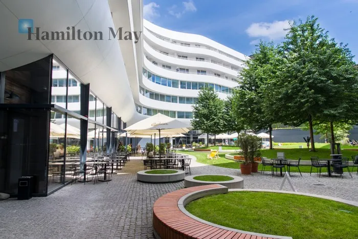 Distance to centre: 0.86 km Level: -1 Price: 30000 EUR Bedrooms: null Bathrooms: null Plot size: nullm2 - slider