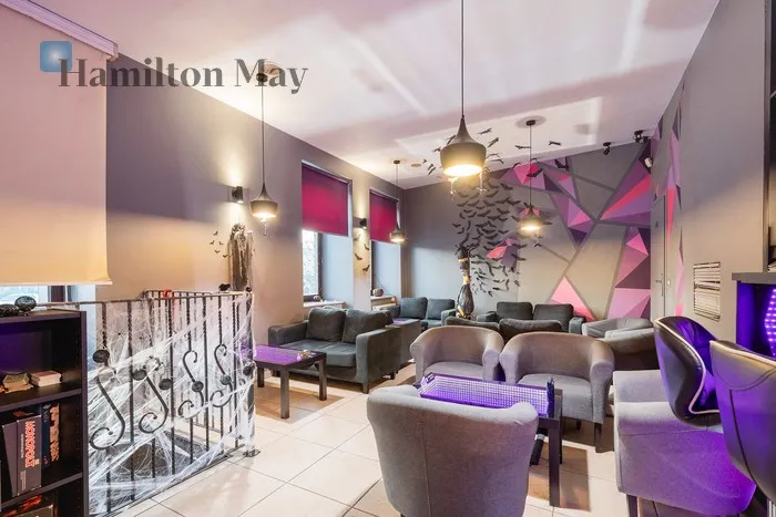 City: Kraków Street: Lwowska Region: Podgórze Subregion: Stare Podgórze Distance to centre: 2.15 km Price: 1270000 PLN Bedrooms: 3 Bathrooms: 1 Size: 71m2 Price/m2: 17887 PLN - slider