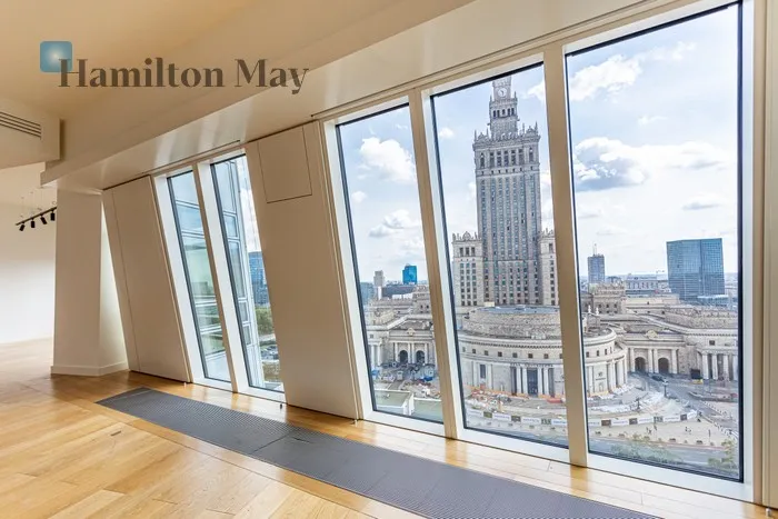 City: Warszawa Street: Złota Region: Śródmieście Subregion: Śródmieście Północne Distance to centre: 0.65 km Level: 11 Price: 42000 PLN Bedrooms: 3 Bathrooms: 3 Size: 212m2 Price/m2: 198 PLN - slider