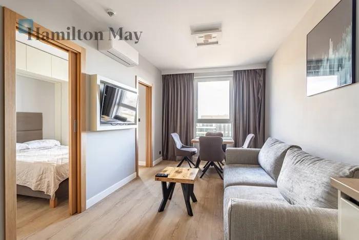 City: Warszawa Street: Wiktoryn Region: Włochy Subregion: Stare Włochy Distance to centre: 5.86 km Level: 7 Price: 3000 PLN Bedrooms: 1 Bathrooms: 1 Size: 31m2 Price/m2: 97 PLN - slider