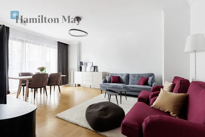 City: Warszawa Street: Sienna Region: Wola Subregion: Mirów Distance to centre: 1.34 km Level: 5 Price: 9500 PLN Bedrooms: 3 Bathrooms: 2 Size: 97m2 Price/m2: 98 PLN - slider