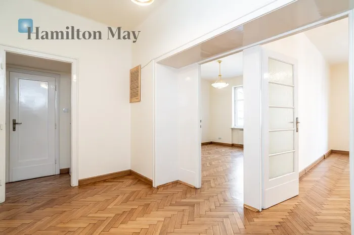 City: Kraków Street: Józefitów Region: Krowodrza Distance to centre: 1.42 km Level: 1 Price: 5500 PLN Bedrooms: null Bathrooms: null Plot size: nullm2 Layout: null Price/m2: 71 PLN - slider