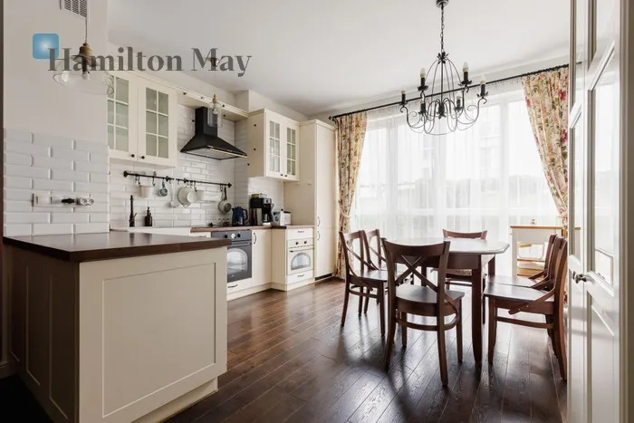 Region: Wilanów Subregion: Zawady Distance to centre: 9.24 km Price: 7000 PLN Bedrooms: 3 Bathrooms: 1 Size: 74m2 Price/m2: 95 PLN - slider