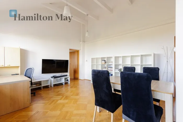 City: Warszawa Street: Przy Bażantarni Region: Ursynów Distance to centre: 10.96 km Level: 6 Price: 4000 PLN Bedrooms: 4 Bathrooms: 2 Size: 107.9m2 Price/m2: 37 PLN - slider