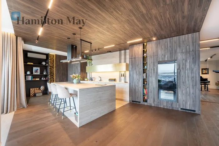 City: Kraków Street: Grzegórzecka - slider