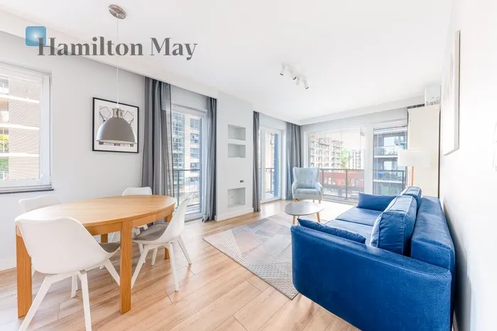 Street: Mieszczańska  Region: Śródmieście Subregion: Kępa Mieszczańska Distance to centre: 1.2 km Level: 2 Price: 4300 PLN Bedrooms: 2 Bathrooms: 1 Size: 63m2 Price/m2: 68 PLN - slider