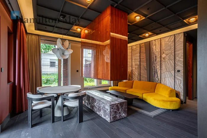 Region: Praga-Północ Subregion: Nowa Praga Distance to centre: 4.2 km Price: 3150000 PLN Bedrooms: 3 Bathrooms: 2 Size: 106m2 Price/m2: 29717 PLN - slider