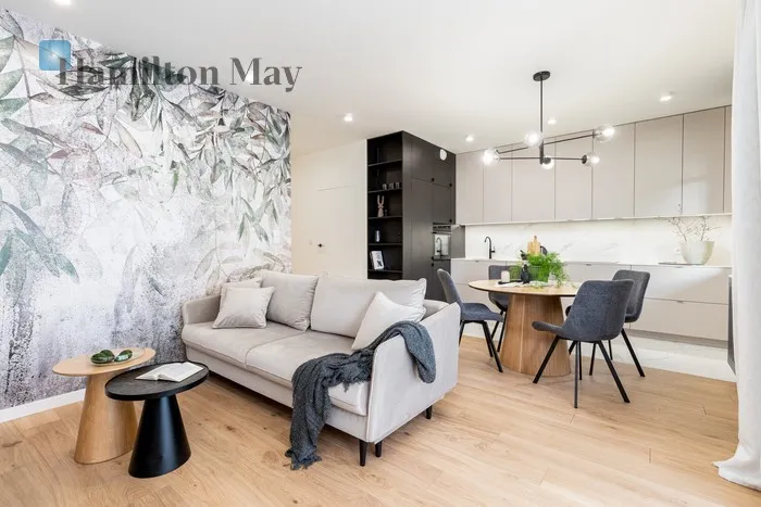 City: Kraków Street: Brązownicza Region: Krowodrza Distance to centre: 3.23 km Price: 1566200 PLN Bedrooms: 2 Bathrooms: 1 Size: 68.14m2 - slider