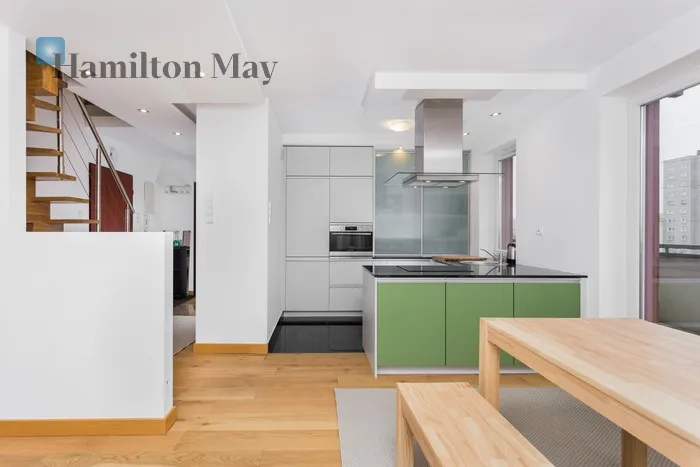 City: Kraków Street: Norymberska Region: Dębniki Subregion: Ruczaj Distance to centre: 3.81 km Level: 3 Price: 4700 PLN Bedrooms: 3 Bathrooms: 2 Size: 85m2 Price/m2: 55 PLN - slider