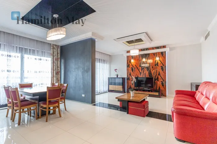 City: Warszawa Street: Pokorna Region: Śródmieście Subregion: Nowe Miasto Distance to centre: 3.02 km Level: 16 Price: 11000 PLN Bedrooms: 3 Bathrooms: 2 Size: 132m2 Price/m2: 83 PLN - slider