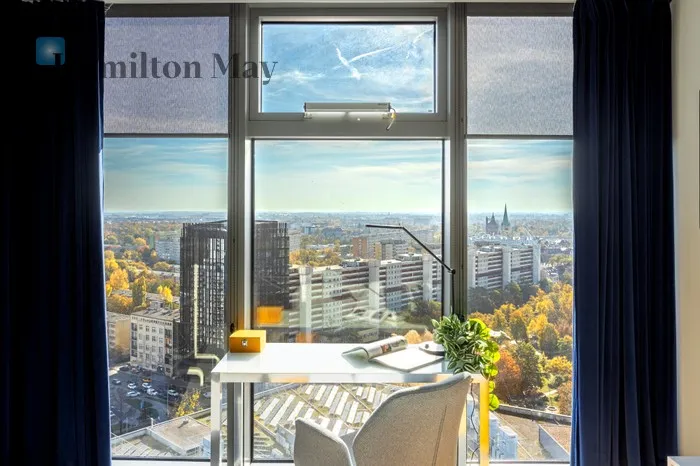 City: Wrocław Street: Gwiaździsta Region: Krzyki Distance to centre: 1.87 km Level: 14 Price: 5500 PLN Bedrooms: 1 Bathrooms: 1 Size: 57m2 Price/m2: 96 PLN - slider
