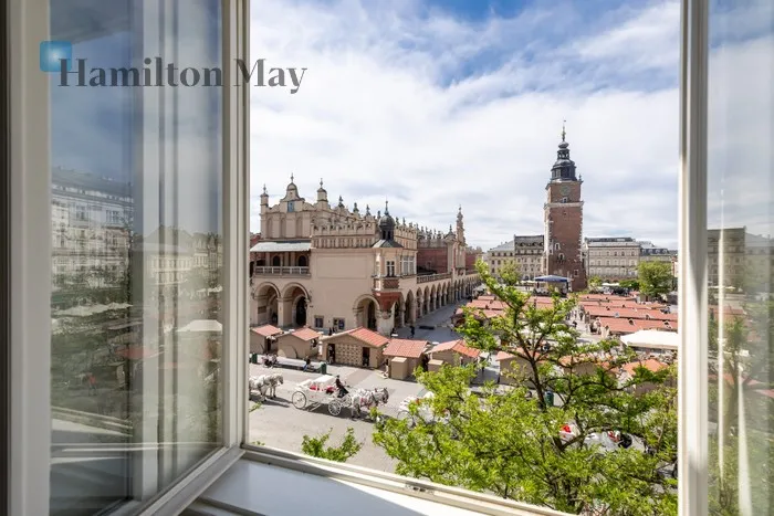 City: Kraków Street: Rynek Główny Region: Rynek Główny, Kraków Distance to centre: 0.11 km Level: 2 Price: 12000 PLN Bedrooms: null Bathrooms: null Plot size: nullm2 Layout: null - slider