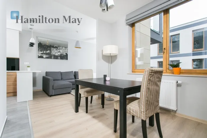 City: Kraków Street: Leszczynowa Region: Zwierzyniec Subregion: Wola Justowska Distance to centre: 2 km Level: 1 Price: 3200 PLN Bedrooms: 1 Bathrooms: 1 Size: 48m2 Price/m2: 67 PLN - slider