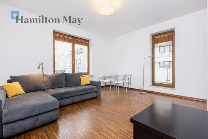 City: Warszawa Street: Rejsu Region: Mokotów Subregion: Wyględów Distance to centre: 4.3 km Level: 1 Price: 3750 PLN Bedrooms: 1 Bathrooms: 1 Size: 54m2 Price/m2: 69 PLN - slider