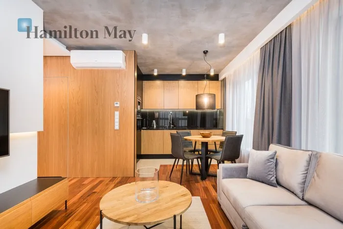 City: Kraków Street: Jana Zamoyskiego Region: Podgórze Subregion: Stare Podgórze Distance to centre: 2.56 km Level: 1 Price: 4100 PLN Bedrooms: 1 Bathrooms: 1 Size: 50m2 Price/m2: 82 PLN - slider