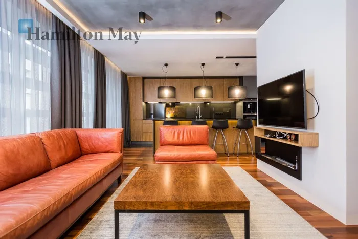 City: Kraków Street: Jana Zamoyskiego Region: Podgórze Subregion: Stare Podgórze Distance to centre: 2.56 km Level: 2 Price: 8200 PLN Bedrooms: 2 Bathrooms: 2 Size: 105m2 - slider