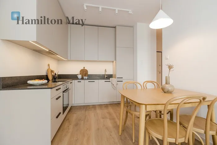 City: Warszawa Street: Wschodu Słońca Region: Włochy Subregion: Raków Distance to centre: 5.78 km Level: 3 Price: 869000 PLN Bedrooms: 2 Bathrooms: 2 Size: 49.89m2 - slider