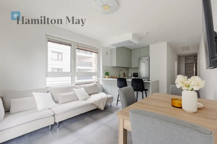 Street: Celownicza Region: Praga-Południe Subregion: Gocław Distance to centre: 6.83 km Level: 1 Price: 1495000 PLN Bedrooms: 3 Bathrooms: 2 Size: 73m2 Price/m2: 20479 PLN - slider