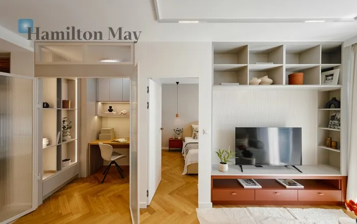 City: Kraków Street: Pana Tadeusza Region: Podgórze Subregion: Zabłocie Distance to centre: 3.02 km Level: 3 Price: 3800 PLN Bedrooms: 1 Bathrooms: 1 Size: 46m2 Price/m2: 83 PLN - slider