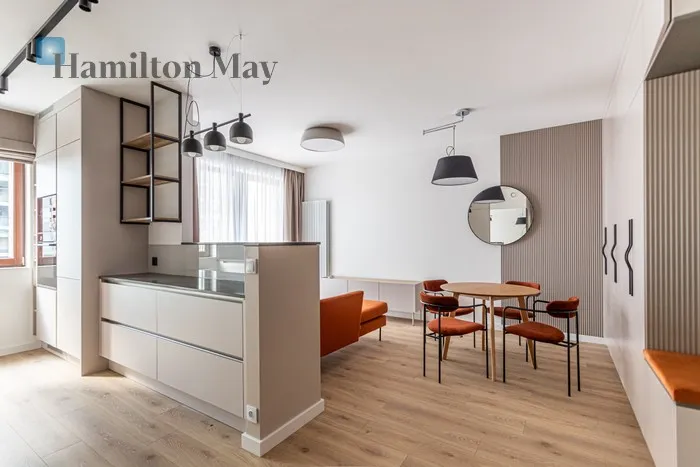 City: Warszawa Street: Burakowska Region: Wola Subregion: Powązki Distance to centre: 3.65 km Level: 2 Price: 4700 PLN Bedrooms: 1 Bathrooms: 1 Size: 45m2 Price/m2: 104 PLN - slider