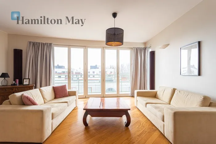 City: Warszawa Street: Aleja Wilanowska Region: Mokotów Subregion: Stegny Distance to centre: 6.66 km Level: 6 Price: 6500 PLN Bedrooms: 3 Bathrooms: 2 Size: 127m2 Price/m2: 51 PLN - slider